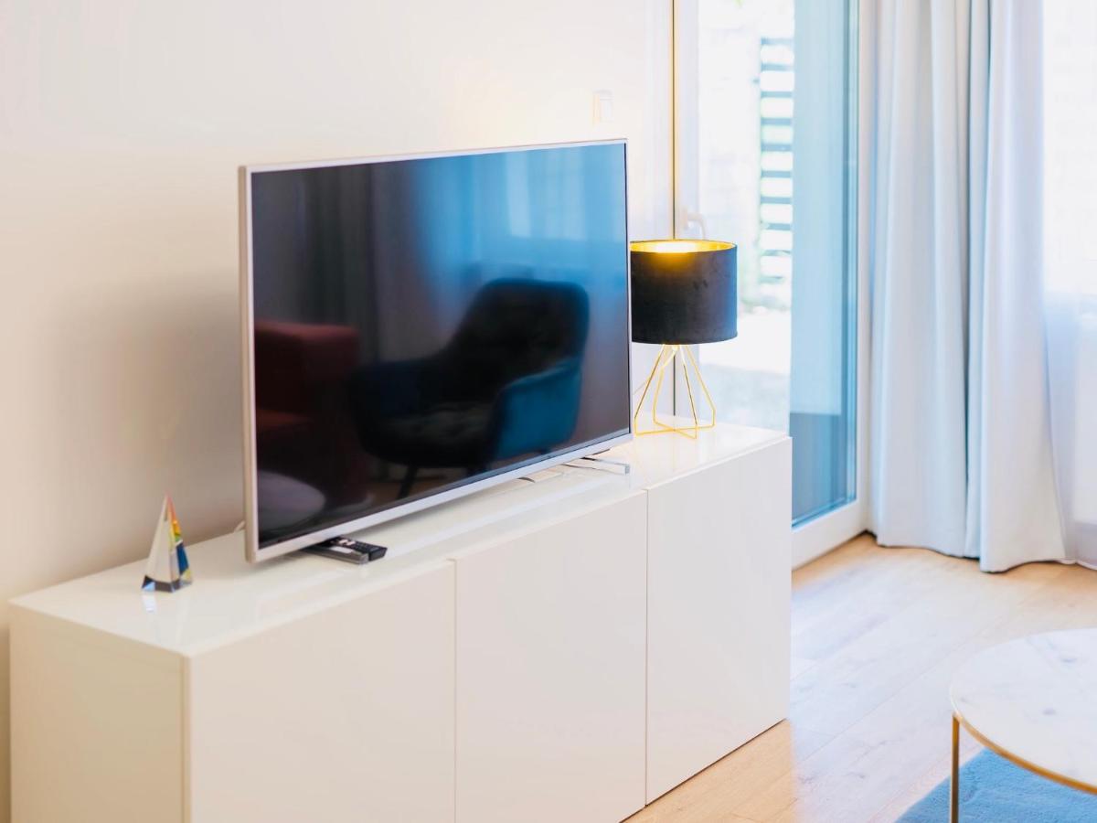 Apart111 - Garden Apartment